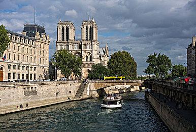 《战锤40K：暗潮》将获大型更新 全面调整职业系统